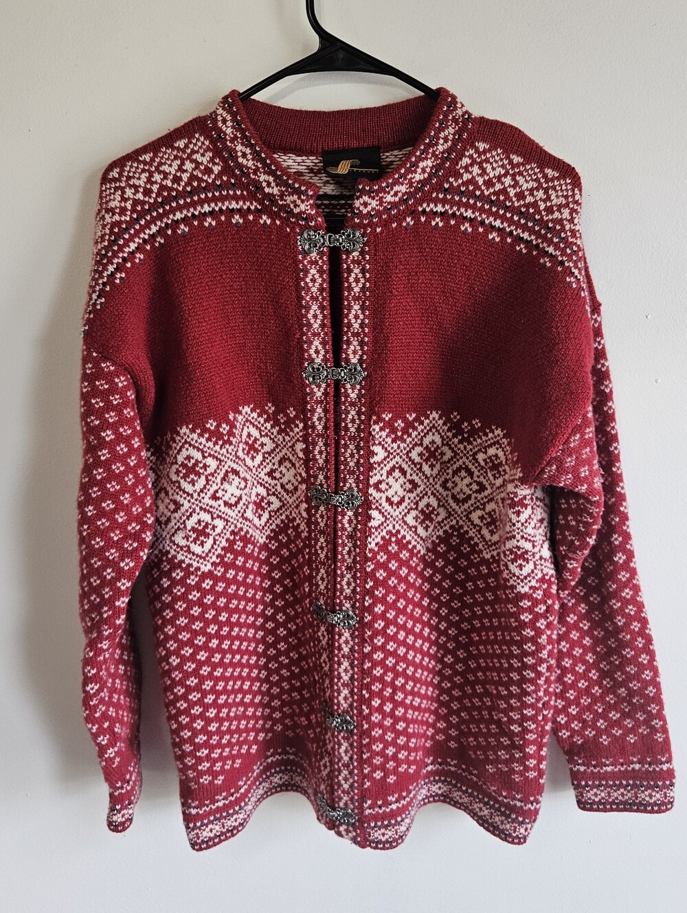 Vintage Levandi Nordic Fair Isle 100% Wool Metal Clasp Cardigan Sweater Medium